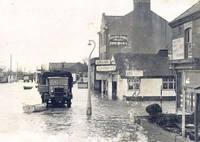 Flood Victims Memorial Sutton High Street